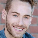 Brandon Crowder als Alex