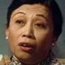 Ju Fang als Woman Witnessing Spell