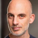 Chris Dingli als Roman Doctor