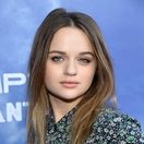 Joey King image
