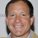 Steve Guttenberg