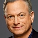 Gary Sinise image