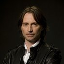 Robert Carlyle