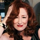 Vicki Lewis image