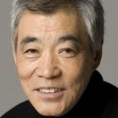 Akira Emoto