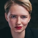 Zoë Valks
