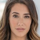 Eva Lovia