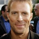 Daniel Travis