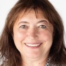 Laura Kamis Wrang