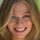 Zoë Straub