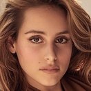 Nell Verlaque