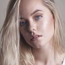 Ashley de Lange