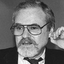 Alan J. Pakula