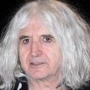 Νίκος Καρβέλας