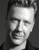 Mikael Persbrandt