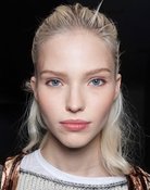 Sasha Luss