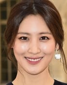 Claudia Kim