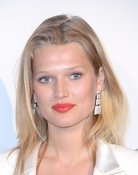 Toni Garrn