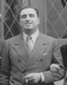 Arturo S. Mom
