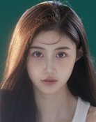 余璐娜