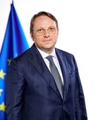 Olivér Várhelyi