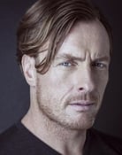 Grootschalige poster van Toby Stephens