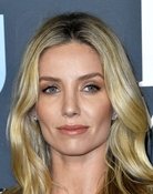 Annabelle Wallis