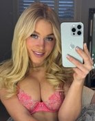 Elle Brooke