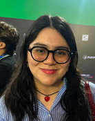 Luciana Apaéstegui 