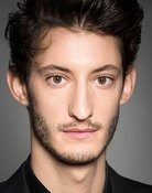 Grootschalige poster van Pierre Niney