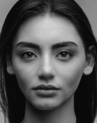 Özge Törer