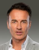Julian McMahon