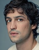 Gabriel Leone