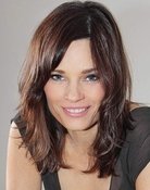 Lorraine Farris