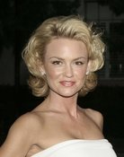 Kelly Carlson