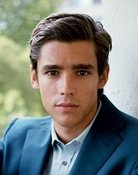 Brenton Thwaites