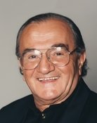 İsmet Ay