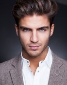 Maxi Iglesias