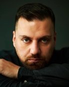 Θέμης Καραμουρατίδης