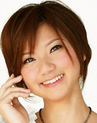 財城里佳