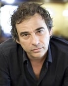 Eduard Fernández