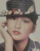 Suet Lee