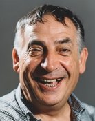 Avni Dilligil
