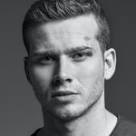 Oliver Stark