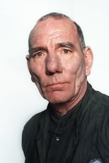 Actor Pete Postlethwaite