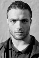 Actor Cosmo Jarvis