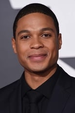 Actor Ray Fisher