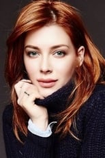 Actor Elena Satine