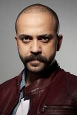 Actor Sarp Akkaya