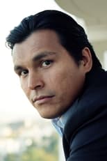 Actor Adam Beach